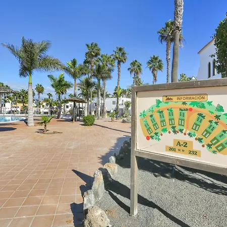 Oasis Duna Surfhouse Pool Appartamento *
