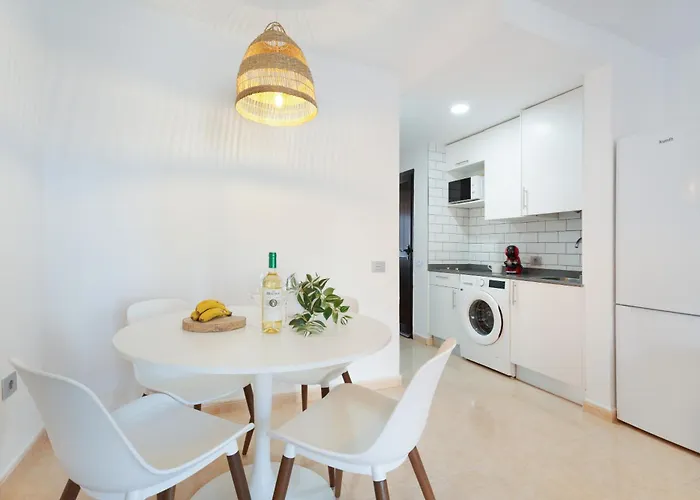 Apartman Oasis Duna Surfhouse Pool *