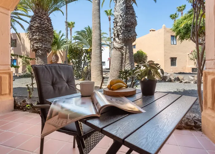 Oasis Duna Surfhouse Pool * Corralejo